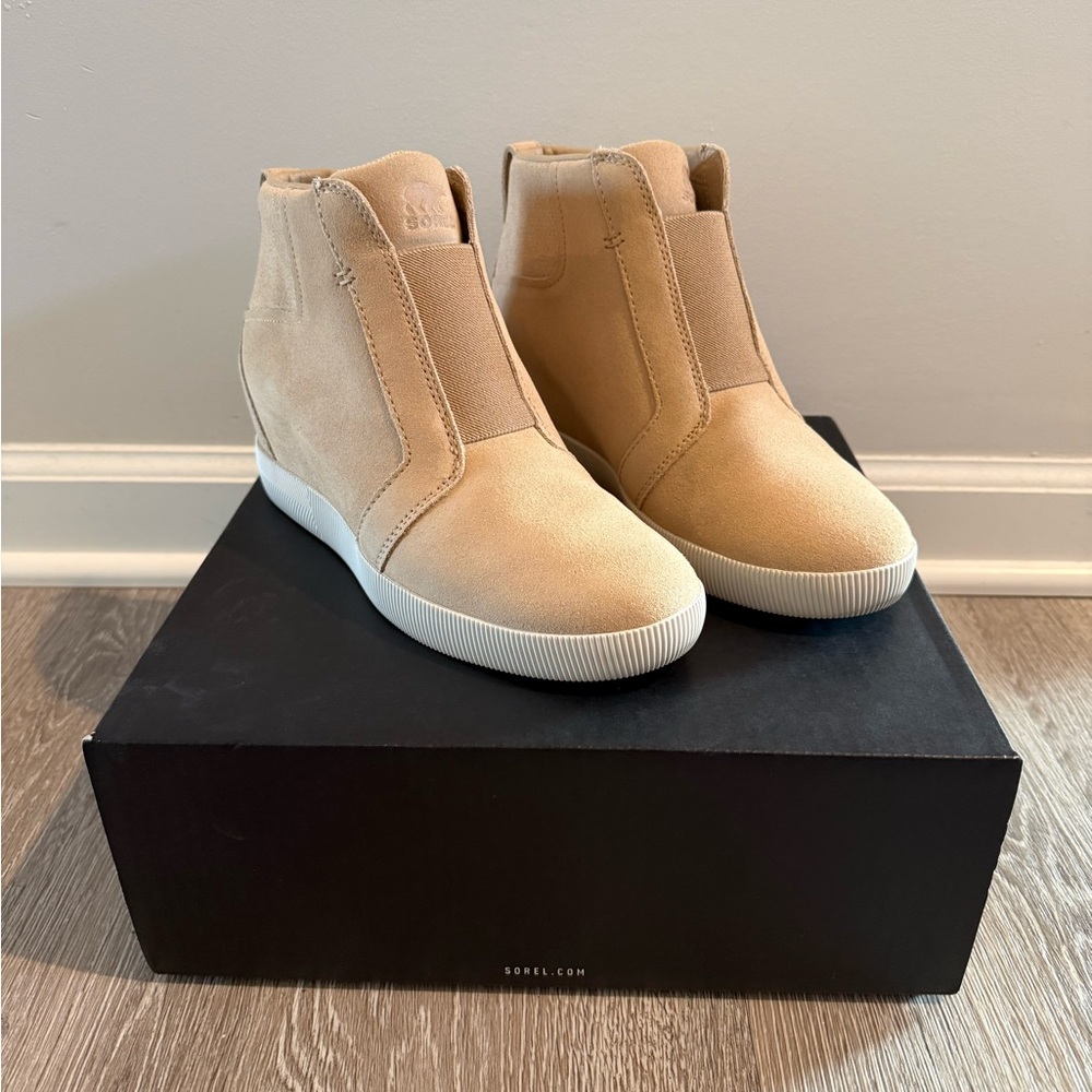 Sorel Out N About Pull On Wedge Booties